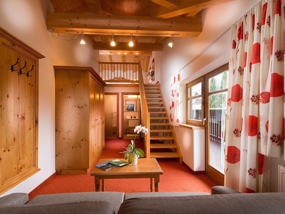 Hotel Quehenberger Maishofen Extérieur photo